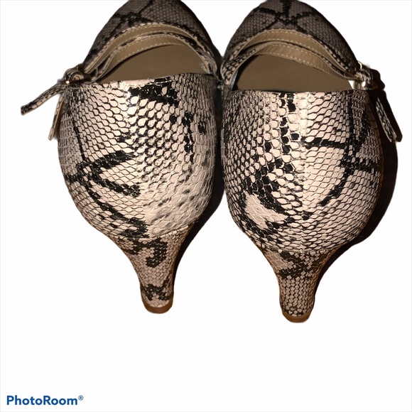 Riverberry snake skin print Mary Jane pumps - Picture 5 of 9